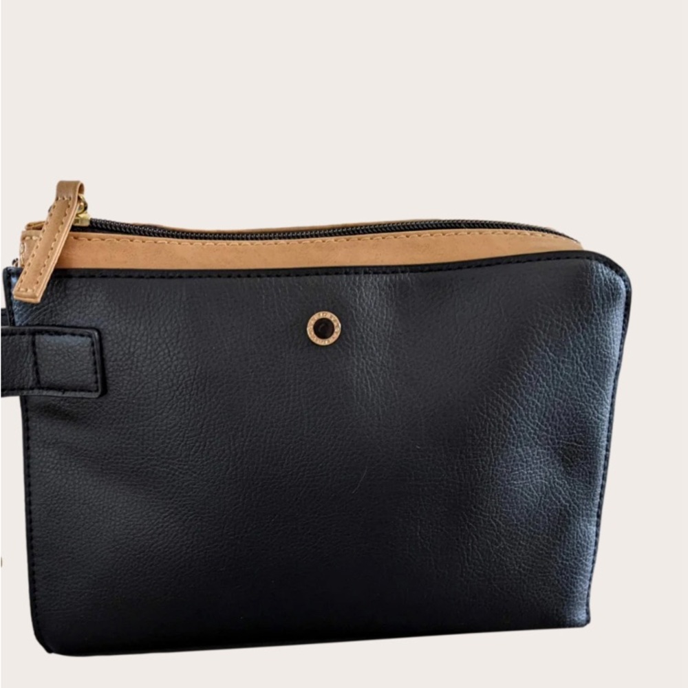 NWT Bvlgari Le Gemme Gyan First Class Emirates Airlines Travel Bag - Picture 4 of 15